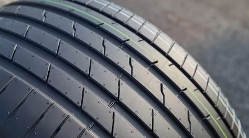 Hankook iON evo SUV IK01A Miniatura 1920x1066