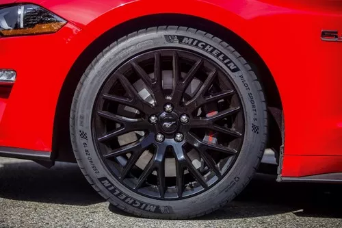 Michelin Pilot Sport 4 S Miniatura 1600x1066