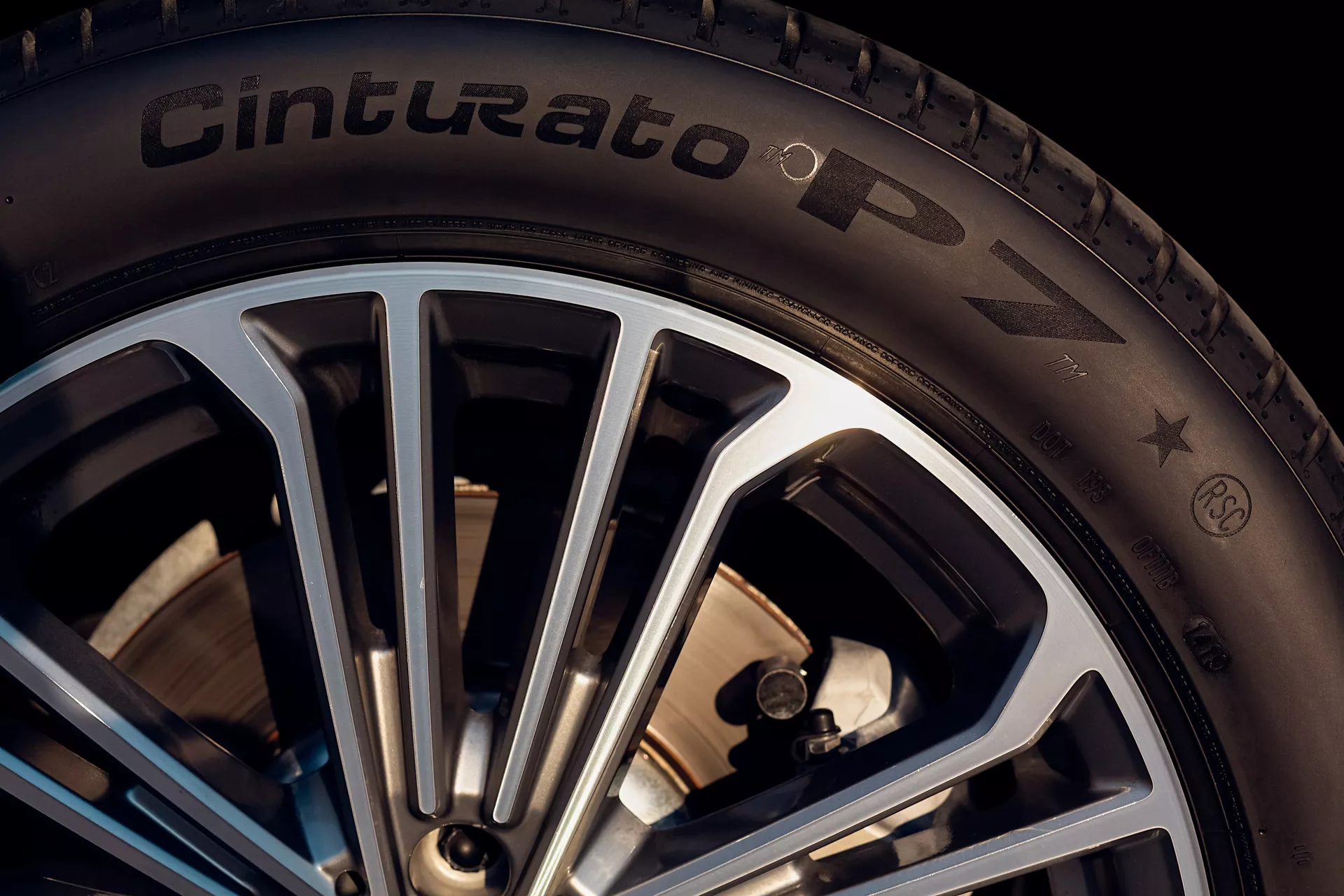 Pirelli Cinturato P7 Obraz
